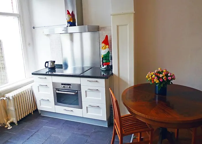 Bed & Breakfast Walenburg روتردام